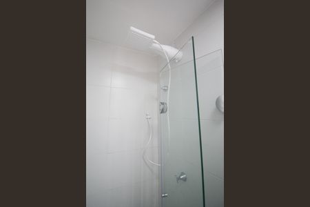 Banheiro de kitnet/studio para alugar com 1 quarto, 28m² em Vila Olímpia, São Paulo