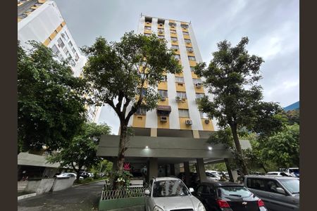 Apartamento à venda com 52m², 2 quartos e 2 vagasFachada do bloco