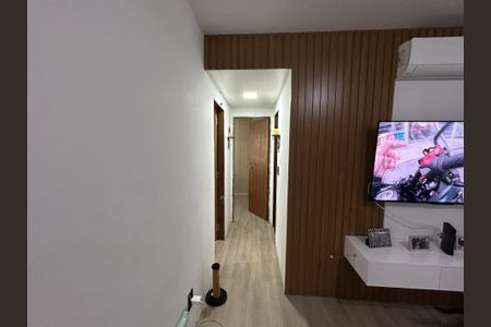 Apartamento à venda com 52m², 2 quartos e 2 vagasCoredor