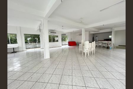 Apartamento à venda com 52m², 2 quartos e 2 vagasÁrea comum - Salão de festas