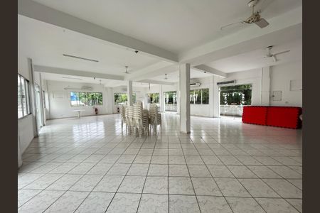 Apartamento à venda com 52m², 2 quartos e 2 vagasÁrea comum - Salão de festas