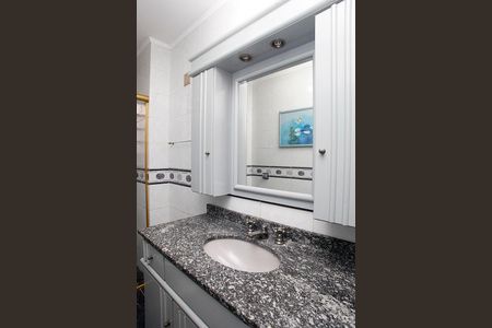 Apartamento para alugar com 100m², 3 quartos e sem vagaBanheiro