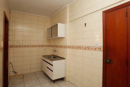 Apartamento para alugar com 100m², 3 quartos e sem vagaCozinha + Despensa + Área de Serviço