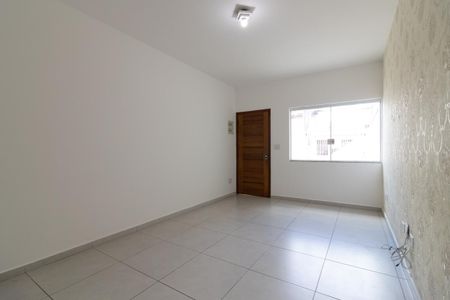 Casa à venda com 85m², 2 quartos e 2 vagasSala