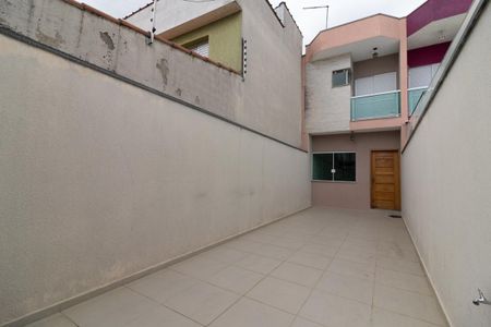 Casa à venda com 85m², 2 quartos e 2 vagasGaragem