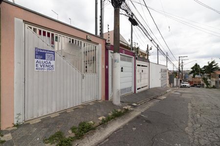 Casa à venda com 85m², 2 quartos e 2 vagasFachada e Plaquinha