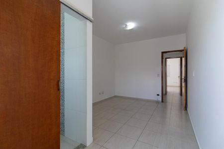 Casa à venda com 85m², 2 quartos e 2 vagasSuíte 1