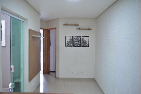 Apartamento para alugar com 45m², 2 quartos e 1 vagaSala