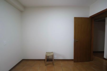 Apartamento para alugar com 106m², 3 quartos e 1 vagaQuarto