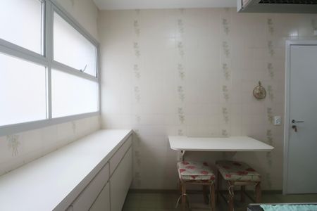 Apartamento para alugar com 106m², 3 quartos e 1 vagaCozinha