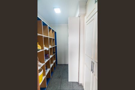 Apartamento à venda com 290m², 5 quartos e 3 vagasQuarto de Serviço