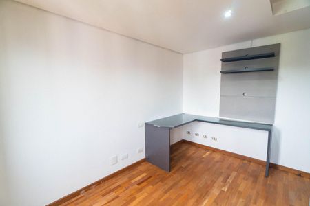 Apartamento à venda com 290m², 5 quartos e 3 vagasQuarto 2