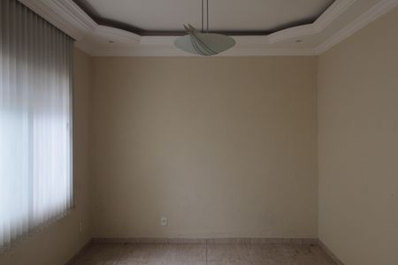 Sala de casa de condomínio à venda com 3 quartos, 93m² em Jardim Guanabara, Belo Horizonte