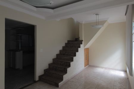 Sala de casa de condomínio à venda com 3 quartos, 93m² em Jardim Guanabara, Belo Horizonte