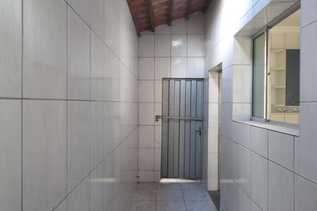 Casa de condomínio à venda com 93m², 3 quartos e 1 vagaÁrea de Serviço