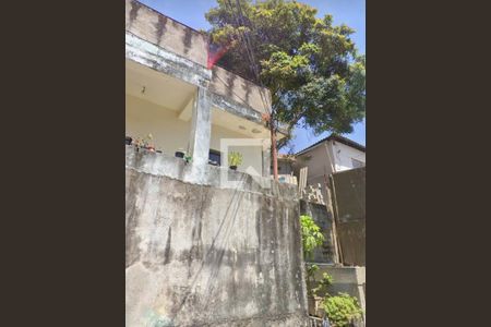 Casa para alugar com 300m², 6 quartos e 1 vagaCasa 1