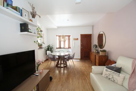 Casa de condomínio para alugar com 94m², 3 quartos e 2 vagasSala