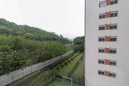Vista Sala de apartamento para alugar com 2 quartos, 36m² em Usina Piratininga, São Paulo