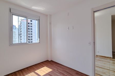 Quarto 1 de apartamento para alugar com 2 quartos, 34m² em Ipiranga, São Paulo