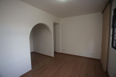 Apartamento para alugar com 60m², 2 quartos e 1 vagaSala