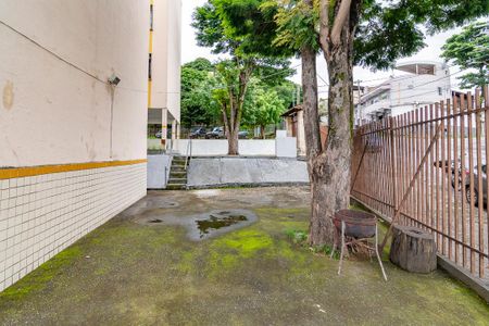 Apartamento à venda com 65m², 3 quartos e 1 vagaÁrea comum