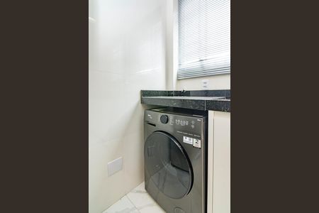 Apartamento à venda com 65m², 3 quartos e 1 vagaÁrea de Serviço