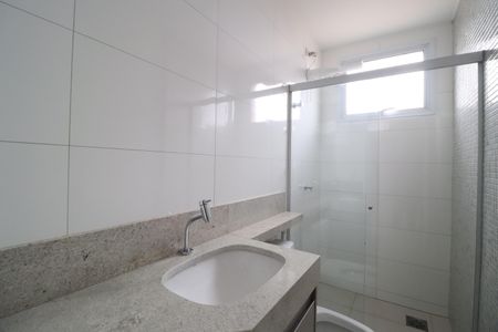 Apartamento para alugar com 146m², 3 quartos e 3 vagasBanheiro do Quarto 2