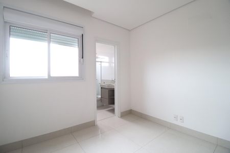 Apartamento para alugar com 146m², 3 quartos e 3 vagasQuarto 1 - Suíte