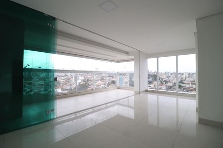 Apartamento para alugar com 146m², 3 quartos e 3 vagasSala