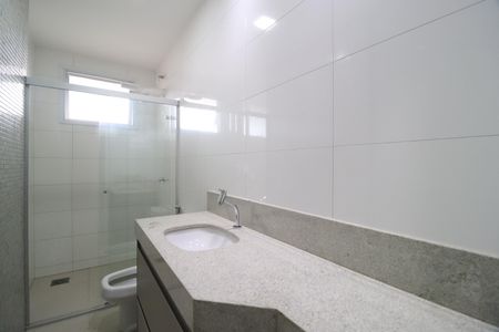 Apartamento para alugar com 146m², 3 quartos e 3 vagasBanheiro do Quarto 3