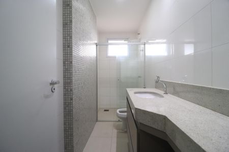 Apartamento para alugar com 146m², 3 quartos e 3 vagasBanheiro do Quarto 3