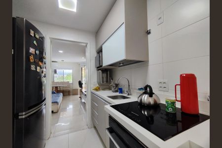Apartamento à venda com 93m², 2 quartos e 1 vagaCozinha 