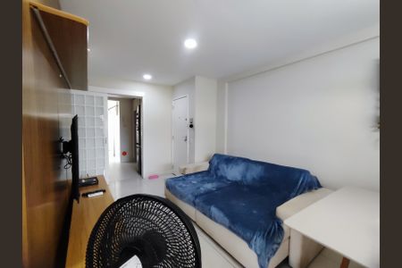 Apartamento à venda com 93m², 2 quartos e 1 vagaSala