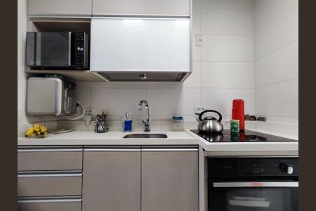 Apartamento à venda com 93m², 2 quartos e 1 vagaCozinha 