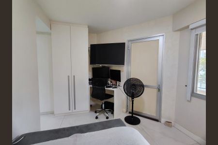 Apartamento à venda com 93m², 2 quartos e 1 vagaSuíte