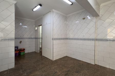 Casa à venda com 300m², 4 quartos e 2 vagas Casa à venda com 300m², 4 quartos e 2 vagasCozinha