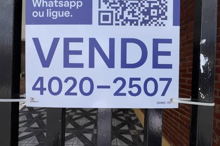 Casa à venda com 300m², 4 quartos e 2 vagas Casa à venda com 300m², 4 quartos e 2 vagasGHWC-751