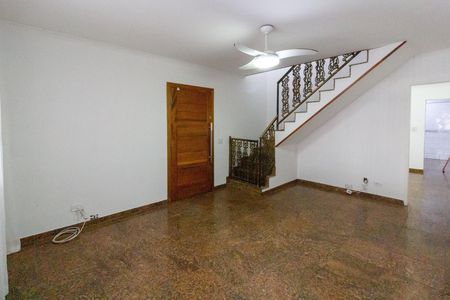 Sala de casa para alugar com 4 quartos, 188m² em Vila Adelaide Perella  Ponte Grande, Guarulhos