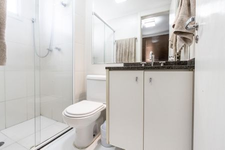 Apartamento à venda com 75m², 3 quartos e 1 vagaQuarto 1 - Banheiro da Suite