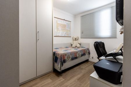Apartamento à venda com 75m², 3 quartos e 1 vagaQuarto 2