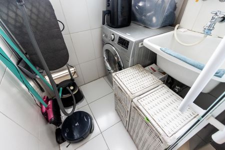 Apartamento à venda com 75m², 3 quartos e 1 vagaÁrea de Serviço