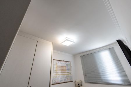 Apartamento à venda com 75m², 3 quartos e 1 vagaQuarto 2