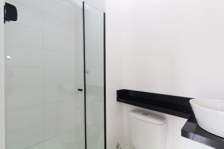 Apartamento para alugar com 34m², 2 quartos e sem vaga Apartamento para alugar com 34m², 2 quartos e sem vagaBanheiro