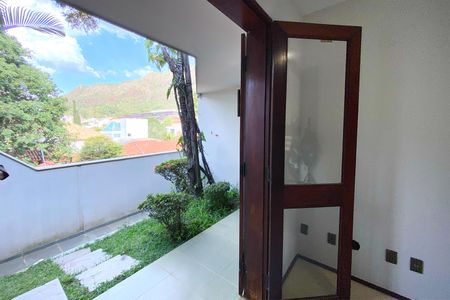 Casa à venda com 500m², 5 quartos e 4 vagasSuite 2