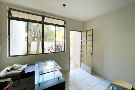 Casa à venda com 500m², 5 quartos e 4 vagasescritório