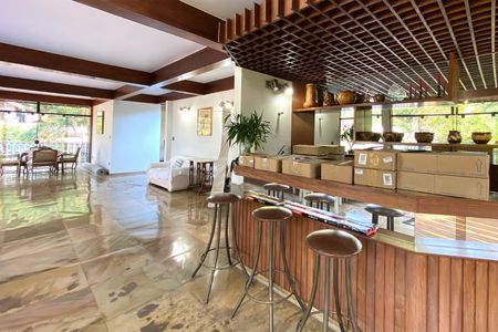 Casa à venda com 500m², 5 quartos e 4 vagasBar