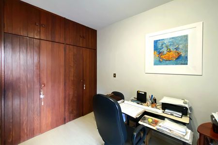 Casa à venda com 500m², 5 quartos e 4 vagasSuite 4