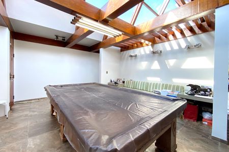 Casa à venda com 500m², 5 quartos e 4 vagasSala de Jogos