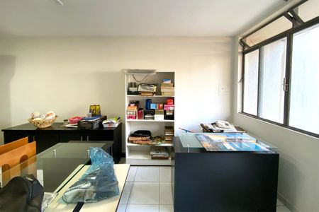 Casa à venda com 500m², 5 quartos e 4 vagasescritório