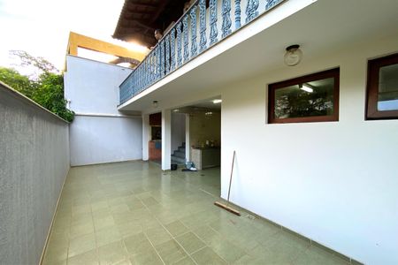 Casa à venda com 500m², 5 quartos e 4 vagasárea